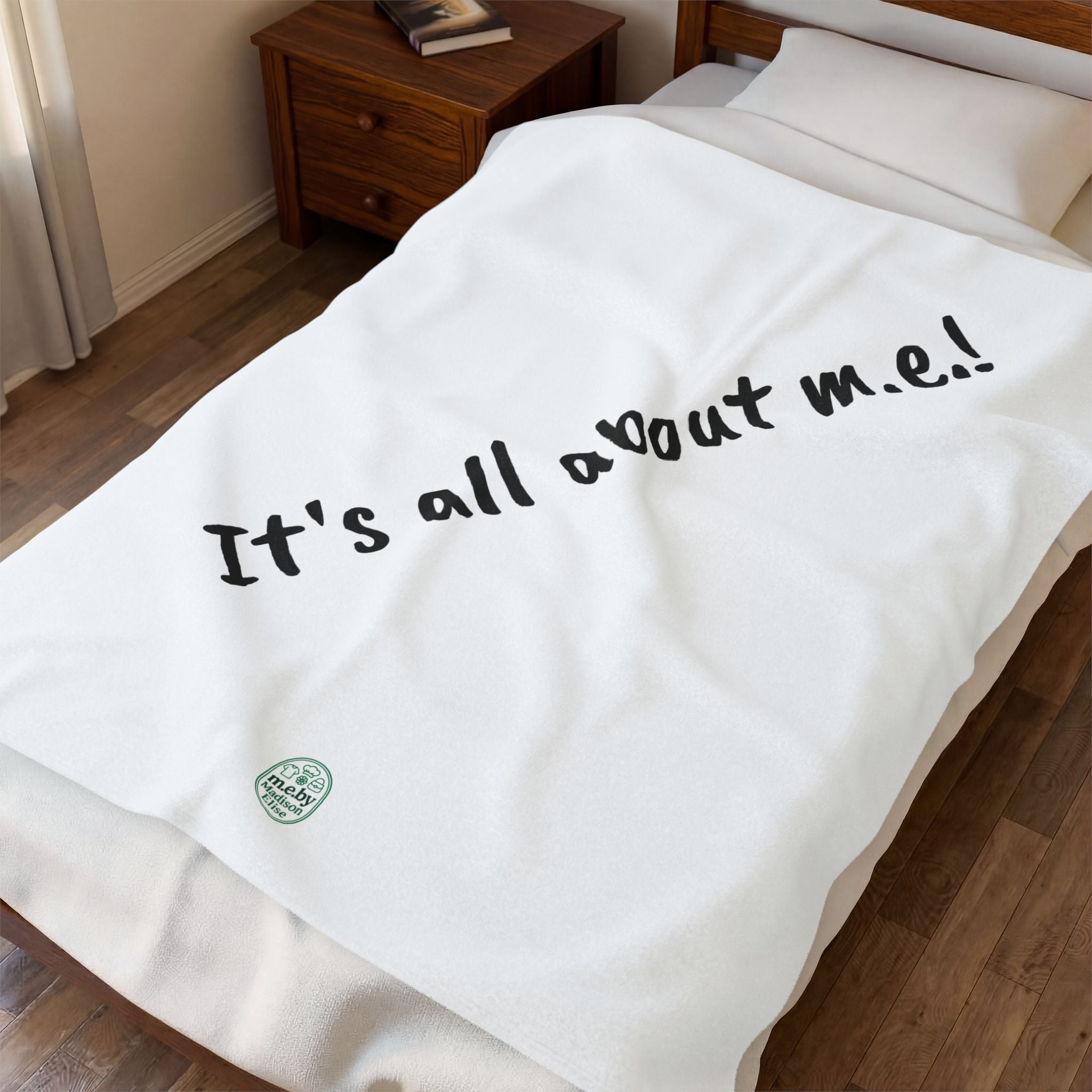 Blanket - It's all about m.e.! Velveteen Cozy Plush Throw
