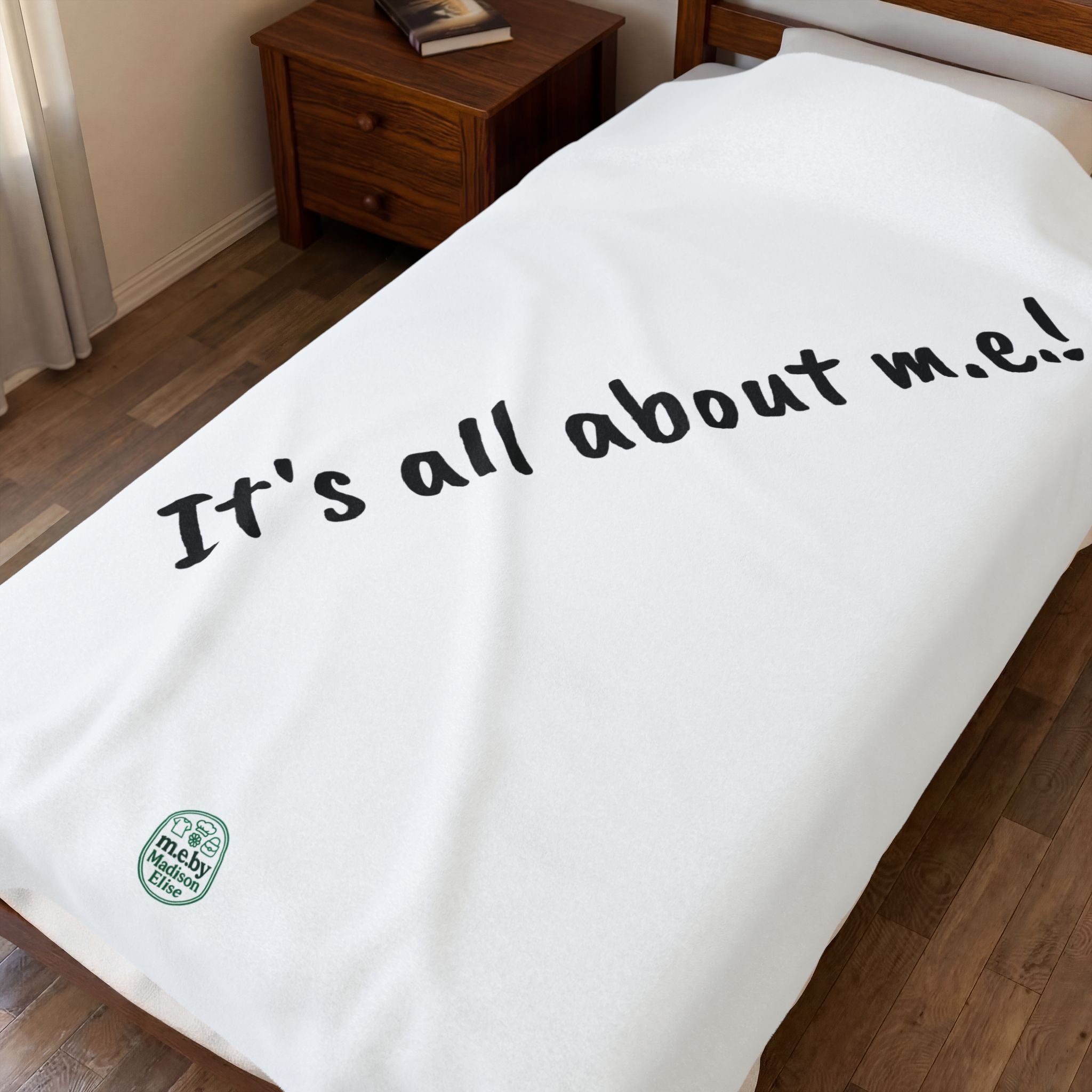 Blanket - It's all about m.e.! Velveteen Cozy Plush Throw